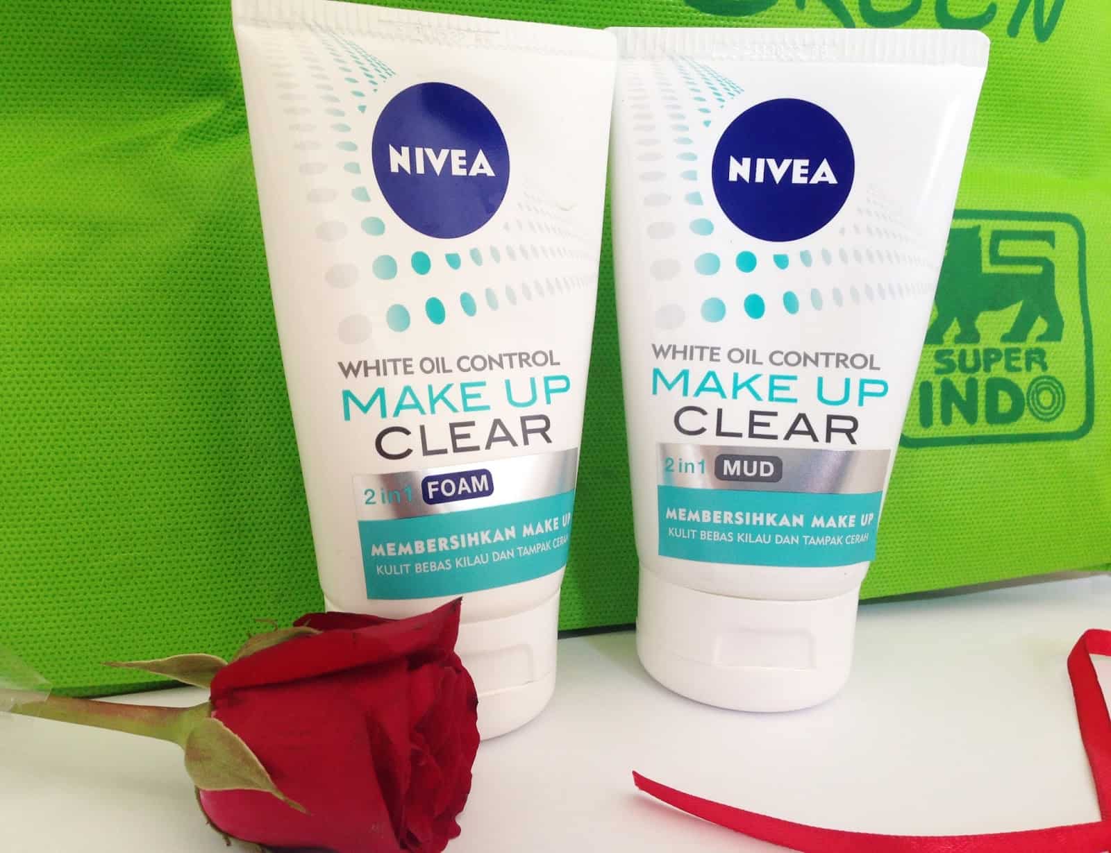 Review: Nivea Make Up Clear White Oil Control 2in1 Foam and Mud